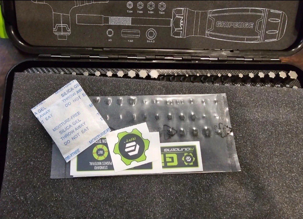 🎅✨ Holiday Deal: GripEdge Tools MBS132 — 132-Piece Multi-Bit Set! ✨🎅