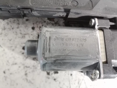0130822479 Motor Elevalunas Delantero Izquierdo para RENAULT MEGANE III B 274670 - Imagen 4 de 10
