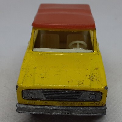 Lesney Matchbox Superfast Field Car No. 16 1969 Yellow Made In