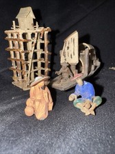 De colección Artesanal Miniatura Esculpida Arcilla Asiática Barro Hombres Figuras Barco y Mirador