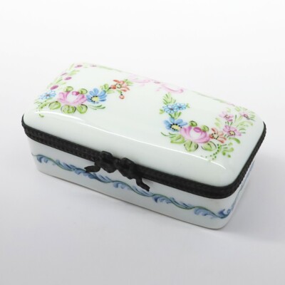 Vintage Traditional Style Rectangle Limoges Porcelain Stamp Box with Floral Moti