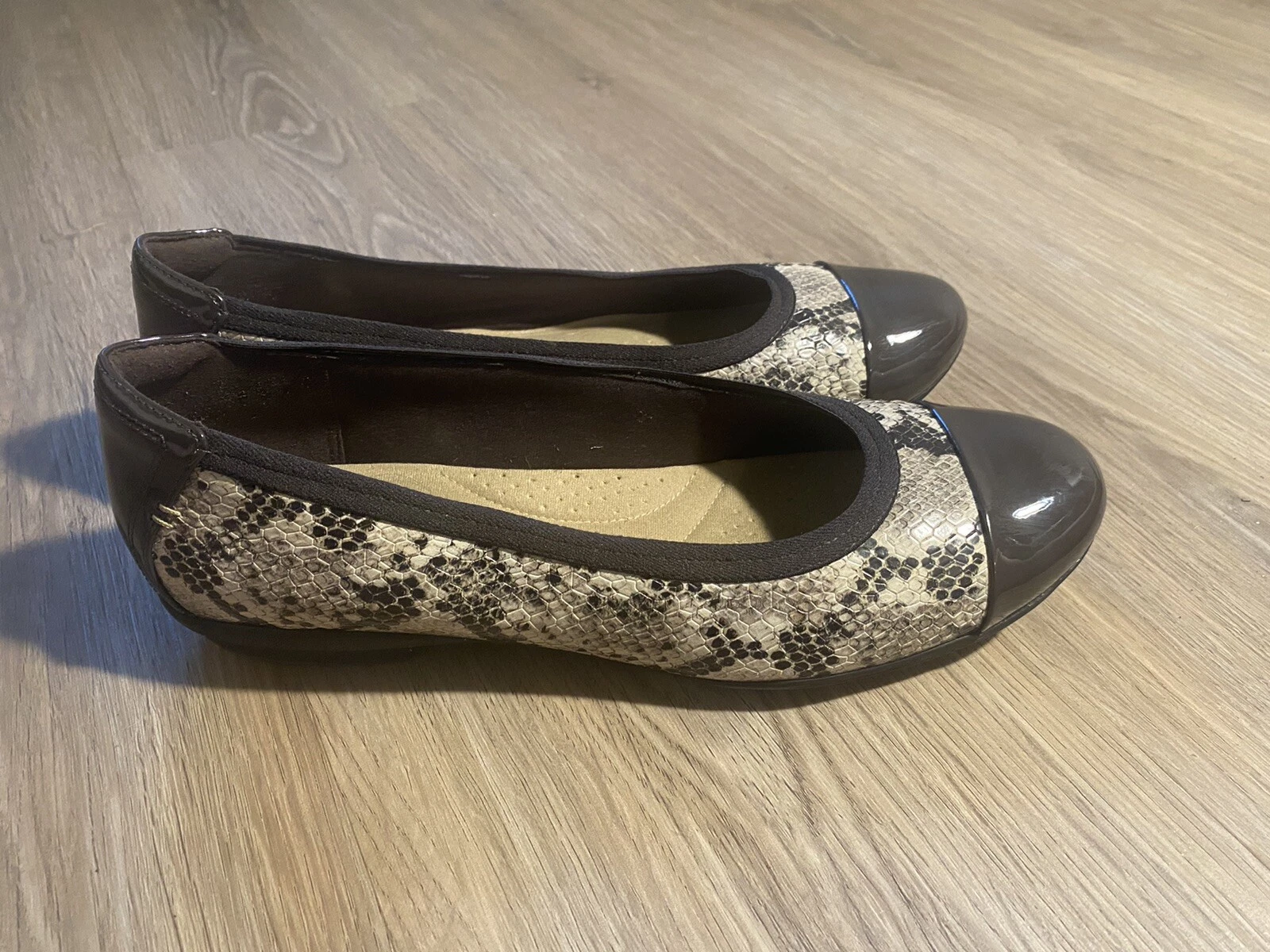 Scarpe basse donna Clarks Collection Ultimate Comfort taglia 10