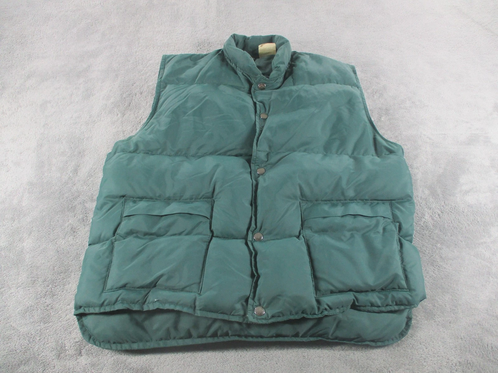 Vintage Down Puffer Vest Mens Large Green Nylon Snap Front Insulated Canada