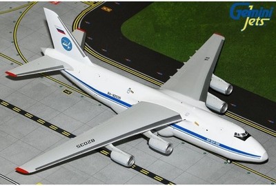 GeminiJets Antonov AN-124-100 Ruslan RA-82035 1:200 Diecast Model Aircraft