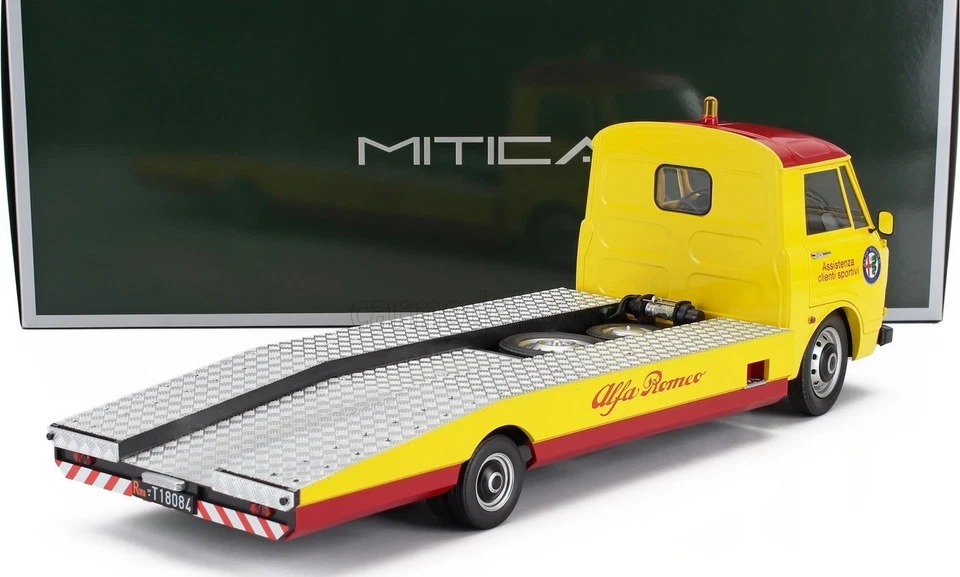 MITICA 1/18 200084D - Alfa Romeo A12 II Serie 1977 Servizio Corse Clienti - Immagine 2 di 3