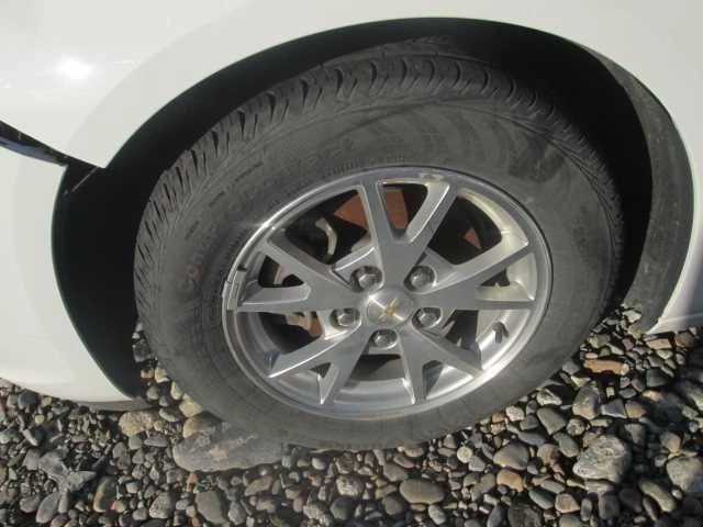 Throttle Body from 2013 Chevrolet Malibu 2.5L 3518426 - Image 3 of 4