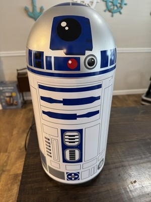 Star Wars R2D2 Mini Fridge Thermoelectric Cooler By UKONIC Holds 8