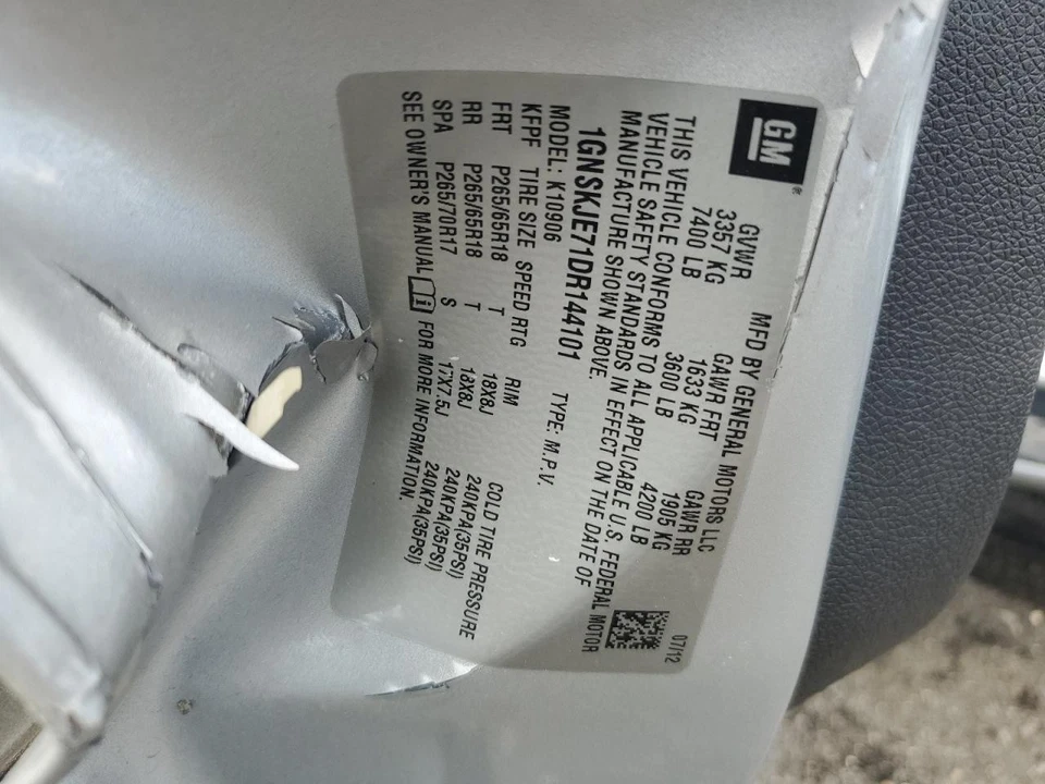 Used A/C Selector Switch fits: 2013 Chevrolet Suburban 1500 rear console mounted - Image 2 of 4