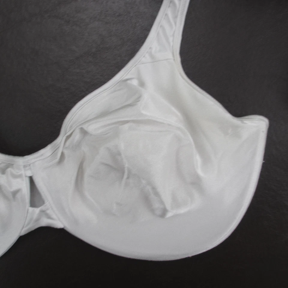 Hanes Bra Size 42D White Unlined Underwire Adjustable Clasp Back - Image 4 of 4