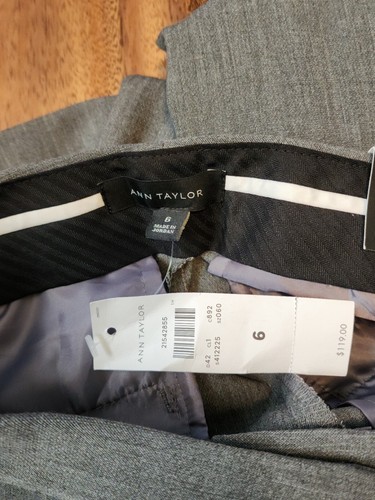 Ann Taylor Women's Gray Flare Leg Dress Pants Size 6 NWT - Picture 4 of 5