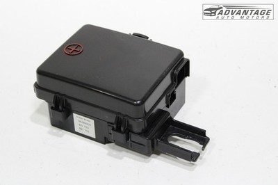 2018-2020 GENESIS G80 3.3L POWER DISTRIBUTION FUSE RELAY JUNCTION BOX OEM