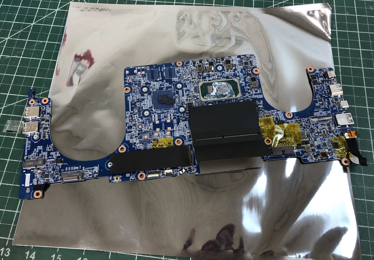 MSI Modern 15 A11MU MS-1552 Intel Core i7-1195G7 2.9GHz