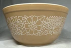 Vintage Pyrex 402 1.5 Qt Mixing Bowl Brown Woodland Floral Corning USA