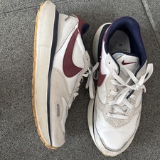 Authentic NIKE PHOENIX WAFFLE Men’s Trainers White/NavyUK 8 Very Good Condition.