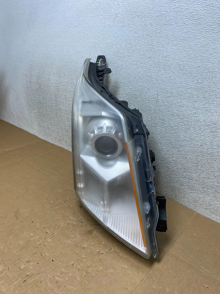 Faro lateral derecho halógeno para pasajero Cadillac SRX 2010 a 2016 V4895 DW Foto 2 de 4