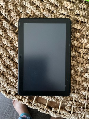 Amazon Fire HD 8 12th Gen 32GB Wi-Fi 8in Black Tablet Case Bundle