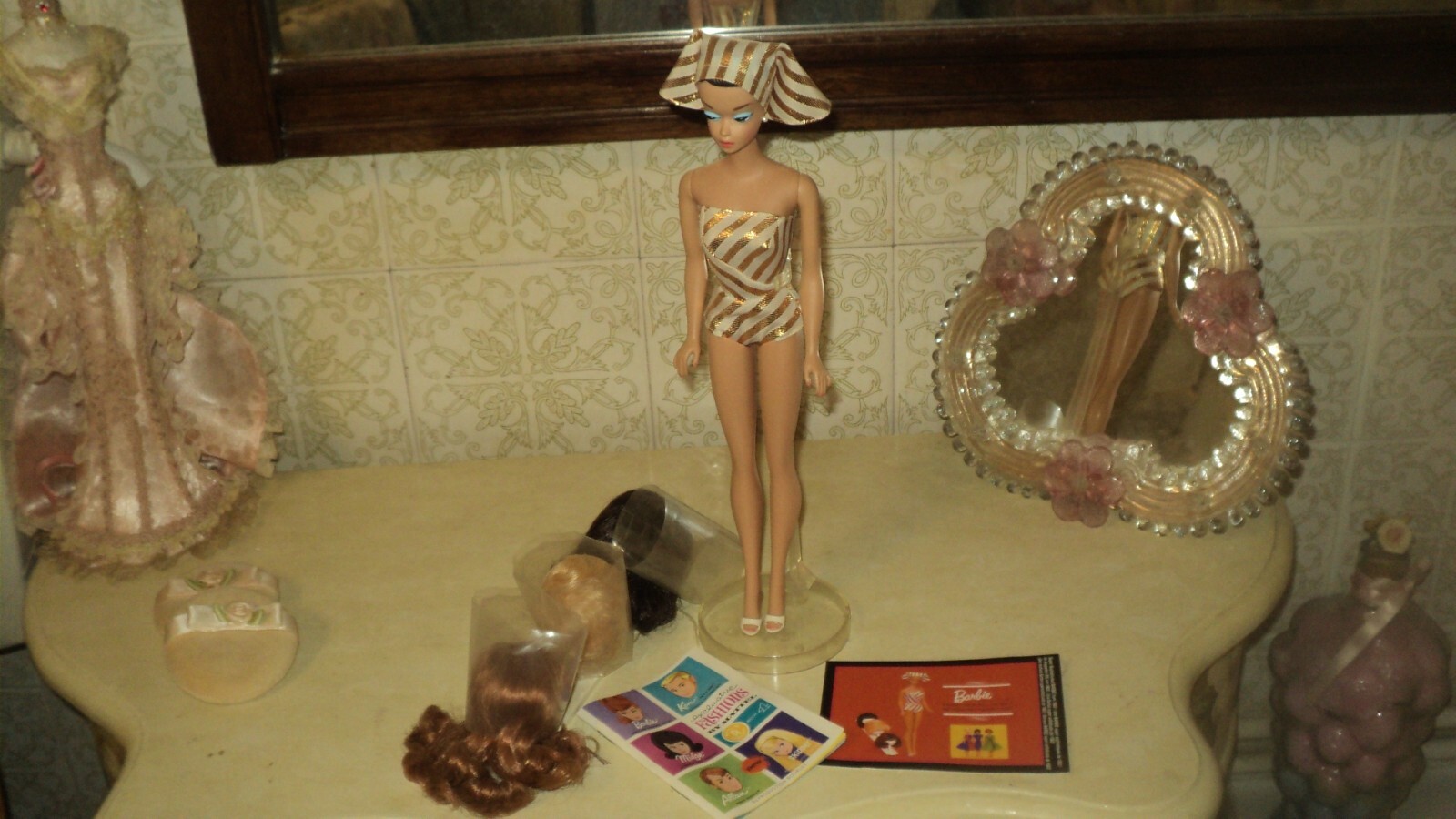 Picture 1 of 4