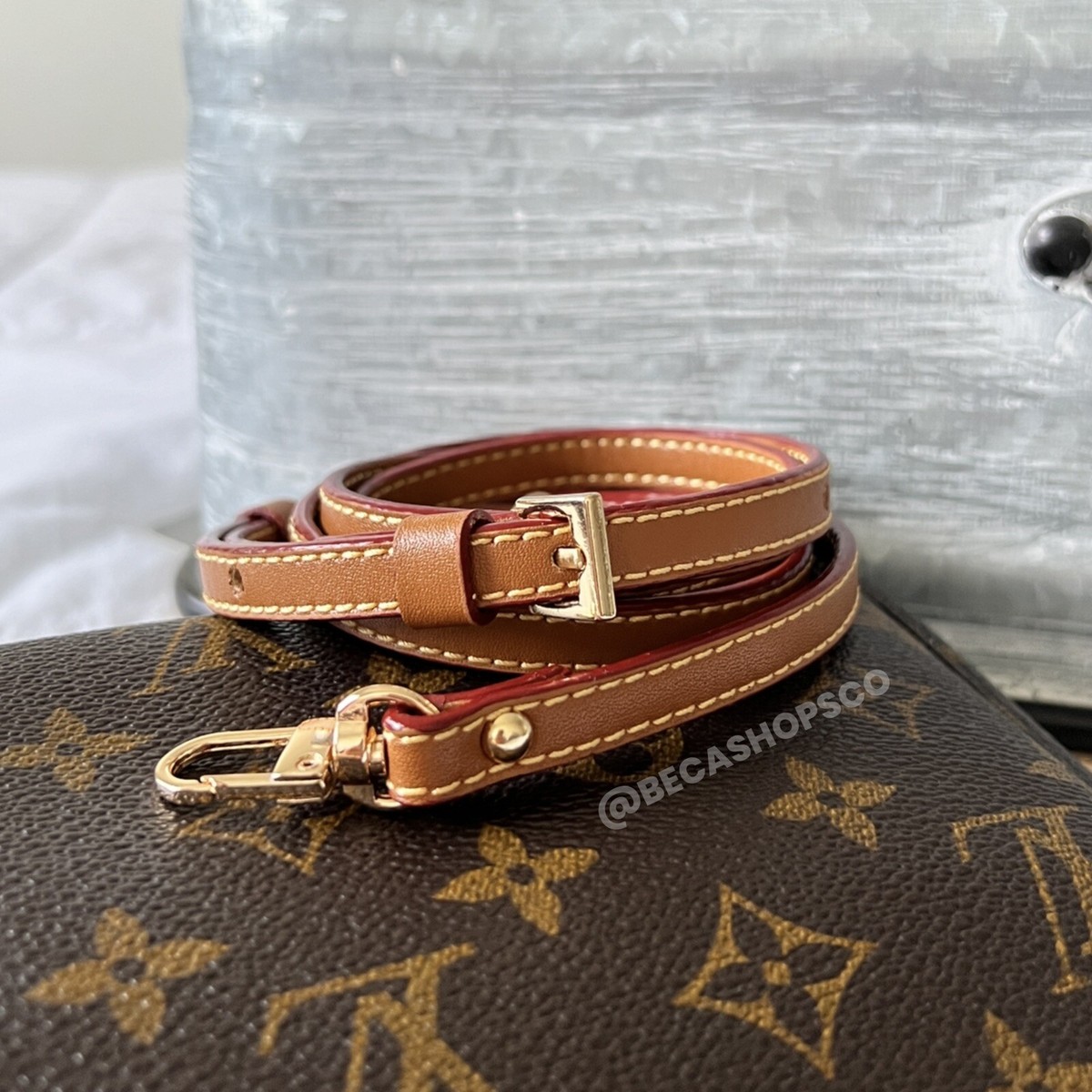 Louis Vuitton レザーベルト ブラウン/レッド Tan Red Crossbody Vachetta Leather Strap Replacement For Louis