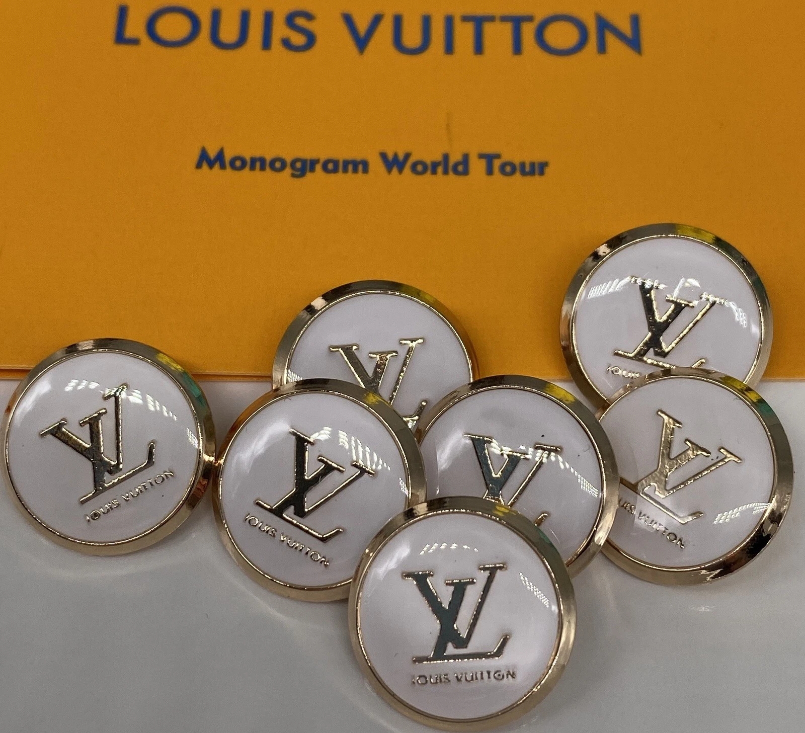 LOUIS VUITTON（LV） Ø 17 mm set 7 bottoni di ricambio bottoni in metallo LV Louis Vuitton bottone timbrato logo