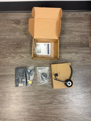 Mitel Integrated DECT Wireless Headset MiVoice 6900 IP Phone Series 51305332 * - Image 1 of 4