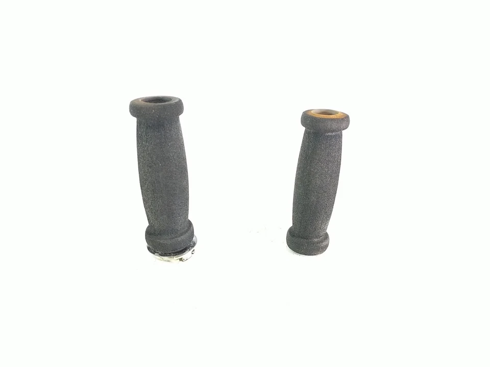 01 Kawasaki Concours ZG1000 Throttle Tube And Grips - Image 4 of 4