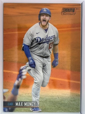 2021 STADIUM CLUB CHROME - MAX MUNCY - ORANGE REFRACTOR - #117 DODGERS /25