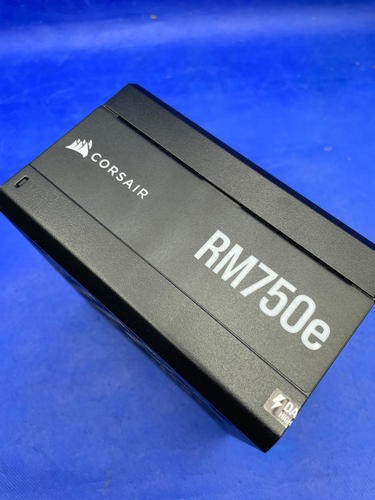 Corsair RM750e Fully Modular ATX Power Supply - READ!!! - Afbeelding 5 van 10