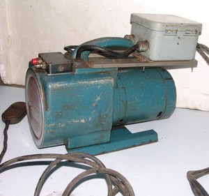 WA Whitney hydraulic power unit 700 , 1/2 hp , 110 vac