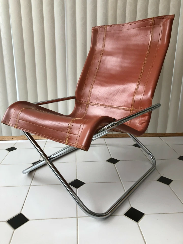 Par de Cadeiras Japonesas Takeshi Nii Couro Tubular Cromado “Ny” por Sueki Uchida MCM - Imagem 3 de 4