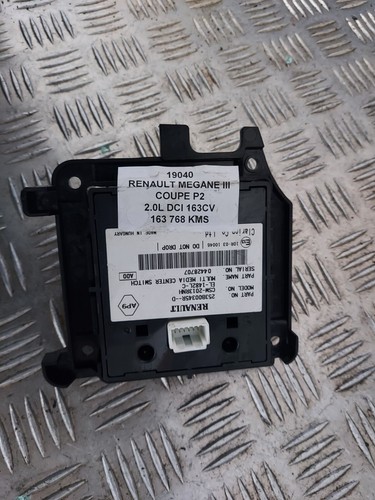 Commande centrale multimédia - RENAULT MEGANE III (3) - Réf : 253B00345R - Picture 2 of 2