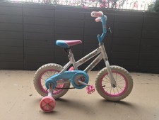 minnie mouse 14 inch bike