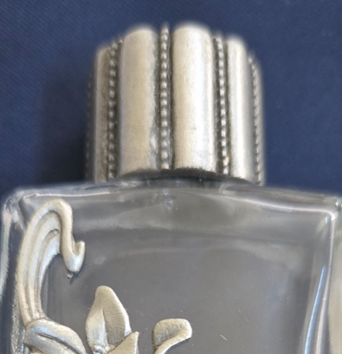 NOS Vintage SPOONTIQUES Peltro Bordo Floreale Coperchio 2,5" Mini Bottiglia Oli Profumo Pozioni - Foto 4 di 6