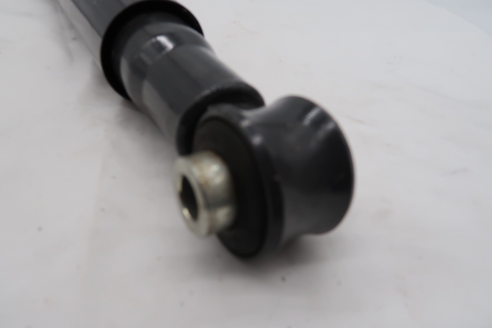 Brand New Sachs Shock Absorber For Volvo B12 92- 3036162 image 3