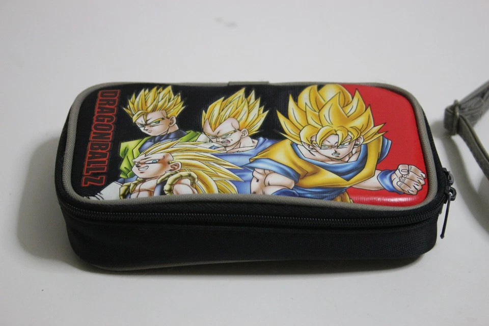 Estuche de Transporte Dragon Ball Z Super Saiyan para Nintendo 3DS o DS Lite con Correa Foto 3 de 4