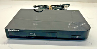 Samsung BD-HM57C Smart Blu-Ray DVD Player Wi-Fi Streaming Netflix HDMI No Remote