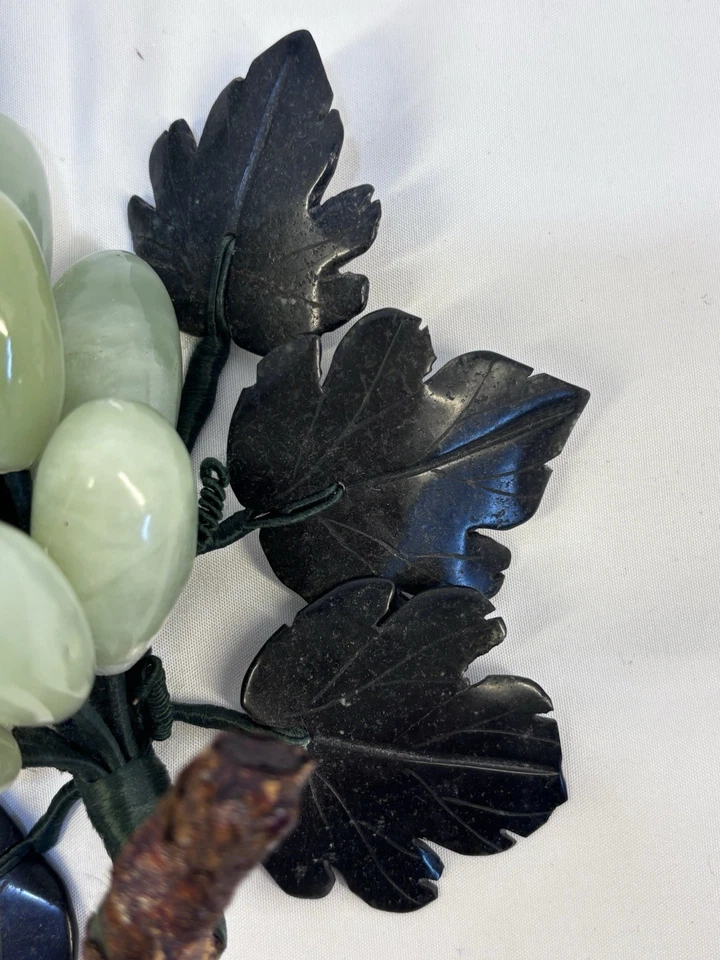 Racimo de uva italiano tallado vintage de jadita y alabastro hojas uvas fruta MCM Foto 4 de 4