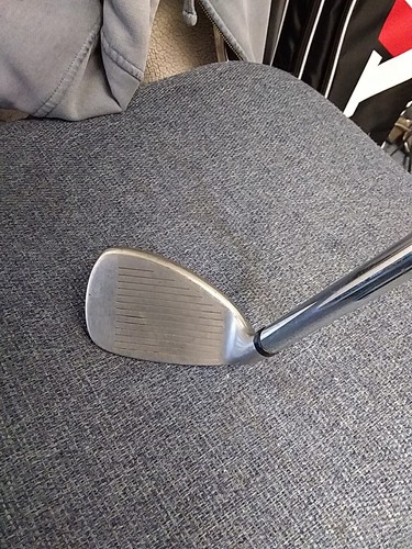 Wilson Staff Fat Shaft PW 35.5" RH Reg Flex Steel Used - Picture 3 of 4