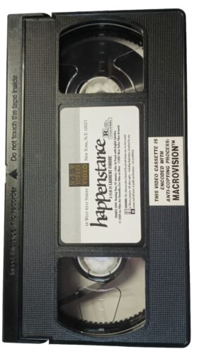 Happenstance VHS (2000, Anti-Copying Encoded, Blockbuster Video Rental) - Foto 3 di 4