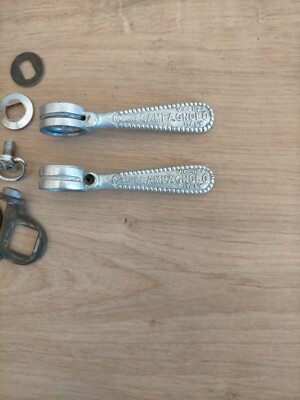 Paire de commandes de vitesses / shifters / Campagnolo