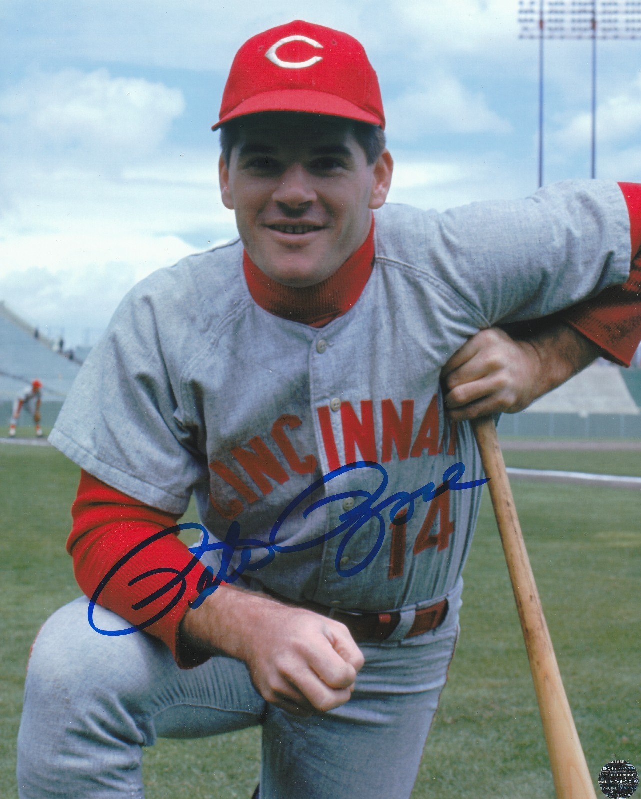 Pete Rose Signed Autographed Cincinnati Reds 8x10 Photo with COA/Hologram
