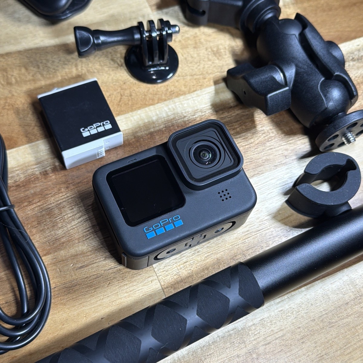 GoPro Hero10 Black Hero 10 OUTDOOR Bundle | eBay