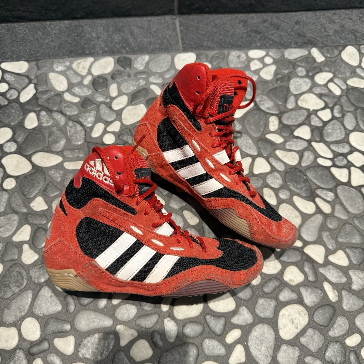 ADIDAS Tyrint 08 Wrestling Shoe Kids Size Red ART 665365 Vintage