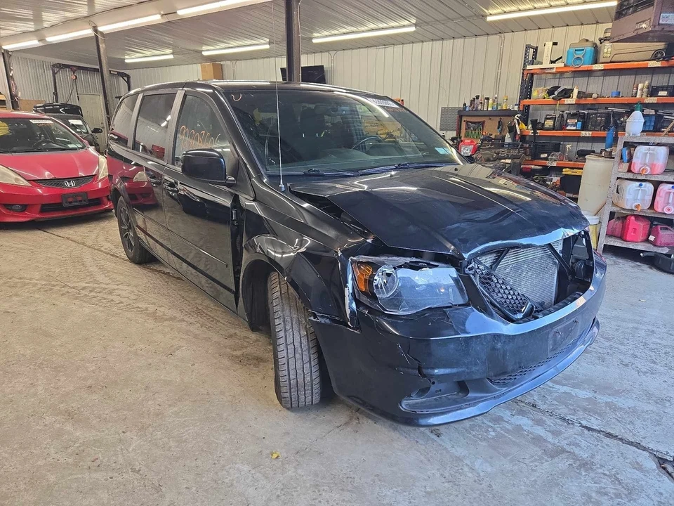 Used Rear Right Door Assembly Rear Side fits: 2017 Dodge Caravan Passenger Van R Foto 3 de 4