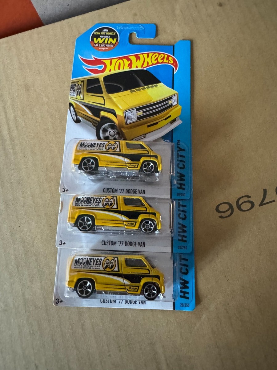 Hot Wheels Lot 3x Custom '77 Dodge Van Mooneyes #20/250 HW