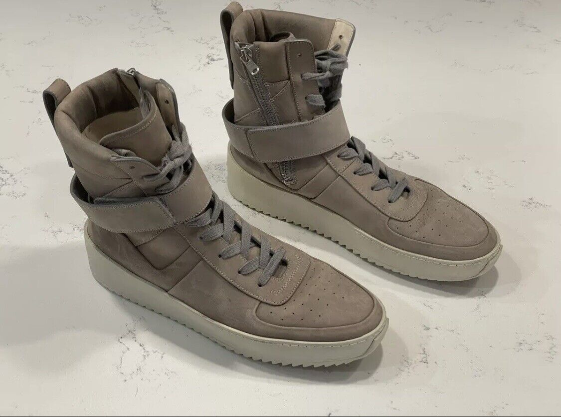 希少 美品 fear of god military sneaker 44