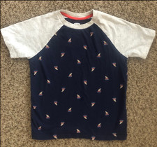 OLD NAVY BOYS SHARK FINS SHIRT TOP SIZE 8