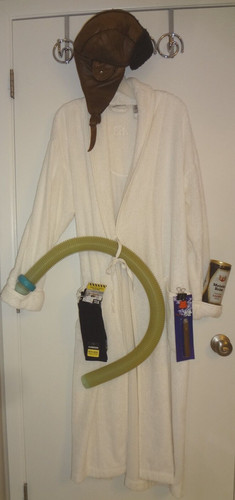 Cousin Eddie Costume XMAS Vacation Robe Hat Meister Brau Sox Cigar Hose NO BELT