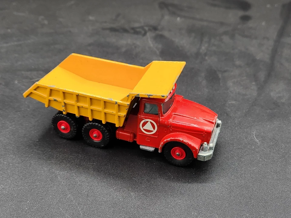 Vintage 1960s Lesney Matchbox King Size K10/19 Scammell Tipper Truck - Image 2 of 4