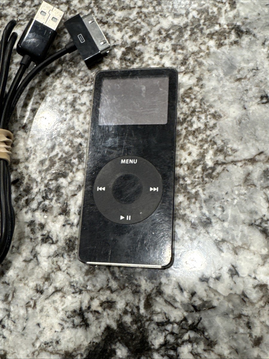 iPod nano 2GB  Model No:A1137ブラック ケース付き Apple iPod Nano 1st Generation 1gb Black Model A1137 for sale