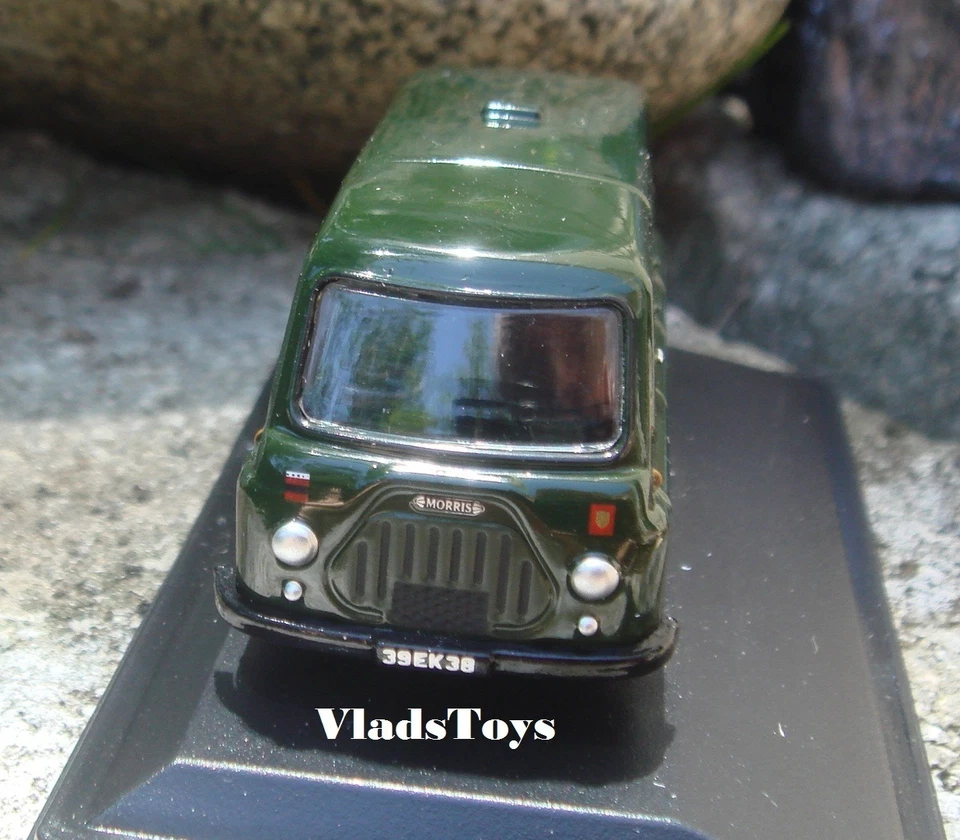 Oxford 1/76 Morris J2 Minibus HQ Educational Corps British Army 76JM022 - Image 2 of 4